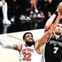 Wemby sbaglia, i Knicks fanno 13 di fila e vanno sul 2-0 alle Finals Nba Wemby sbaglia, i Knicks fanno 13 di fila e vanno sul 2-0 alle Finals Nba