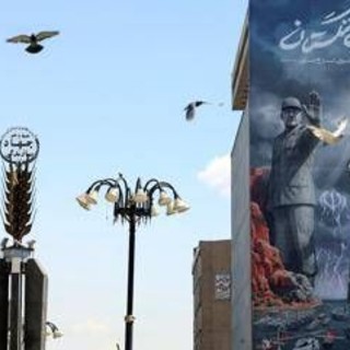 Iran-Usa, braccio di ferro per Hormuz. Italia pianifica l'invio di 4 navi