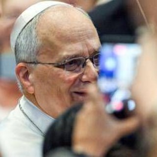 Papa: "Mi hanno trovato nodulo circoscritto al polmone, mi opero"