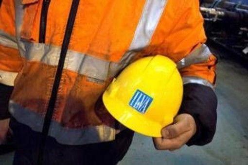 Ex Ilva Taranto, operaio cade dall'alto e muore durante controllo