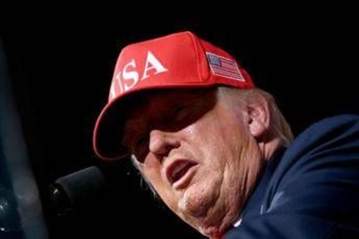 Trump e la crociata contro l'ora solare: "Dannosa per la salute, con più luce meno omicidi" Trump e la crociata contro l'ora solare: "Dannosa per la salute, con più luce meno omicidi"