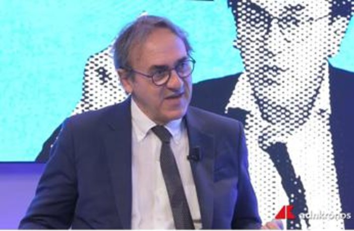 Bonelli ad AdnTalk: "No a primarie". A Renzi dice: "No a voti di chi mi detesta" Bonelli ad AdnTalk: "No a primarie". A Renzi dice: "No a voti di chi mi detesta"
