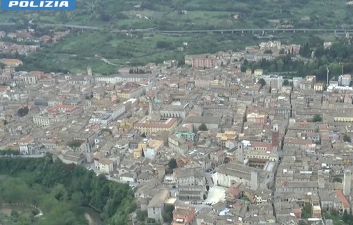 Traffico di droga nelle Marche con schemi ‘ndrangheta, 14 arresti Traffico di droga nelle Marche con schemi ‘ndrangheta, 14 arresti