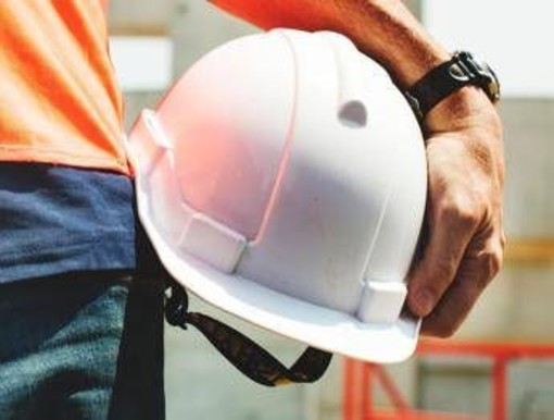 Travolto da muro di contenimento, operaio 61enne muore nel cosentino Travolto da muro di contenimento, operaio 61enne muore nel cosentino