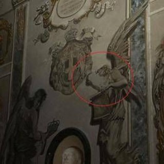Cancellato il volto dell'angelo simile a Meloni nella cappella di San Lorenzo in Lucina