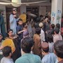 Pakistan, crolla il tetto di una scuola a Peshawar: 28 morti e 30 feriti