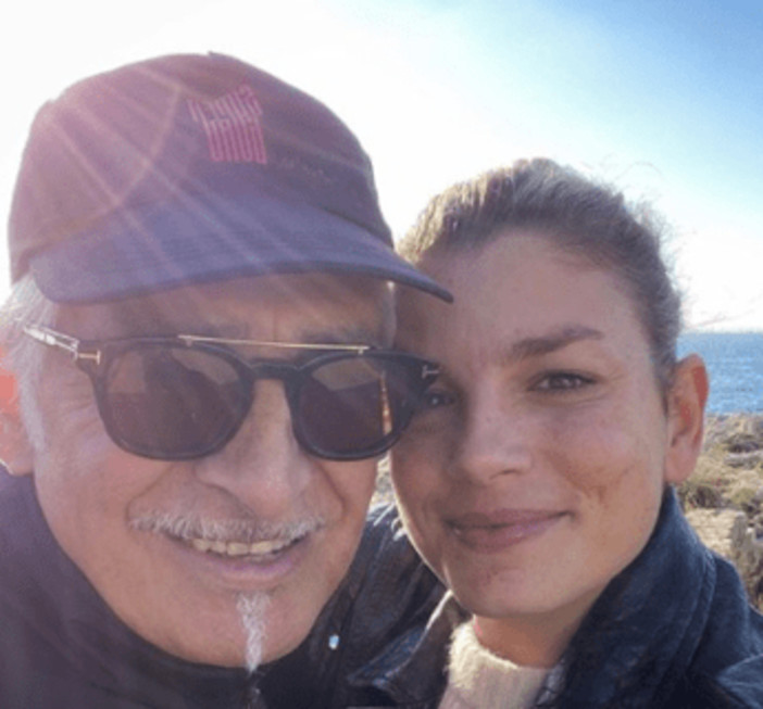 Emma ricorda papà Rosario morto tre anni fa: "Tu sei la casa in cui abito, ti amo"