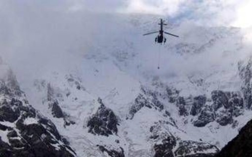 Nepal, sospese ricerche degli alpinisti dispersi: tra loro anche l'abruzzese Marco Di Marcello