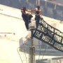 La proposta di matrimonio a 443 metri d'altezza, chi è la coppia che ha scalato l'Empire State Building La proposta di matrimonio a 443 metri d'altezza, chi è la coppia che ha scalato l'Empire State Building