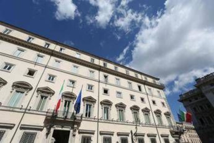 Stretto Hormuz, stop al bando del gas russo? Il dossier energia grande nodo sul tavolo di Palazzo Chigi Stretto Hormuz, stop al bando del gas russo? Il dossier energia grande nodo sul tavolo di Palazzo Chigi