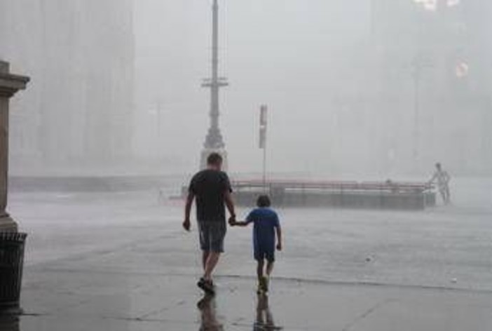 Caldo, ultimi giorni di tregua ma prima il maltempo: le previsioni meteo Caldo, ultimi giorni di tregua ma prima il maltempo: le previsioni meteo