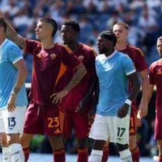 Lega Calcio-Prefettura, è scontro: "Chiediamo revoca provvedimento rinvio Roma-Lazio" Lega Calcio-Prefettura, è scontro: "Chiediamo revoca provvedimento rinvio Roma-Lazio"