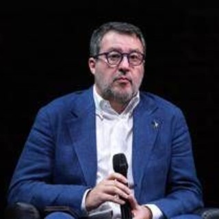 Salvini: "Stiamo lavorando per superare legge Fornero, in pensione a 64 anni"
