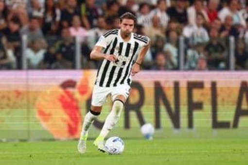 Juventus, ansia Locatelli: infortunio contro Milan, rischio operazione
