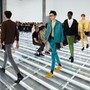 Prada riscrive l’essenziale "contro il design inutile"