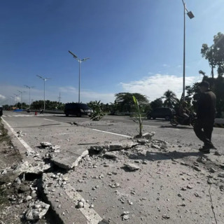 Terremoto di magnitudo 7.8 nelle Filippine, almeno 8 morti e 200 feriti