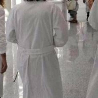 Medici, firmato il contratto: aumento di 491 euro da marzo Medici, firmato il contratto: aumento di 491 euro da marzo