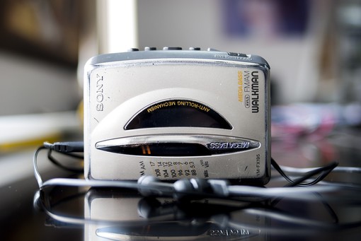 Buon compleanno Walkman, la colonna sonora della vita sempre in tasca