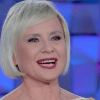 Antonella Elia, la fine con Pietro Delle Piane: "Non era il mio uomo ideale" Antonella Elia, la fine con Pietro Delle Piane: "Non era il mio uomo ideale"