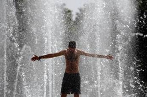 Caldo record, solo due bollini rossi a Ferragosto: poi temporali e temperature in calo Caldo record, solo due bollini rossi a Ferragosto: poi temporali e temperature in calo