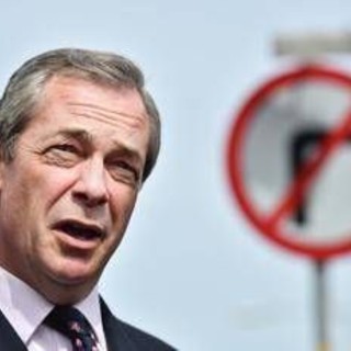 Farage contro tutti a Clacton: 34 candidati (con Count Binface) e una maxi scheda elettorale Farage contro tutti a Clacton: 34 candidati (con Count Binface) e una maxi scheda elettorale