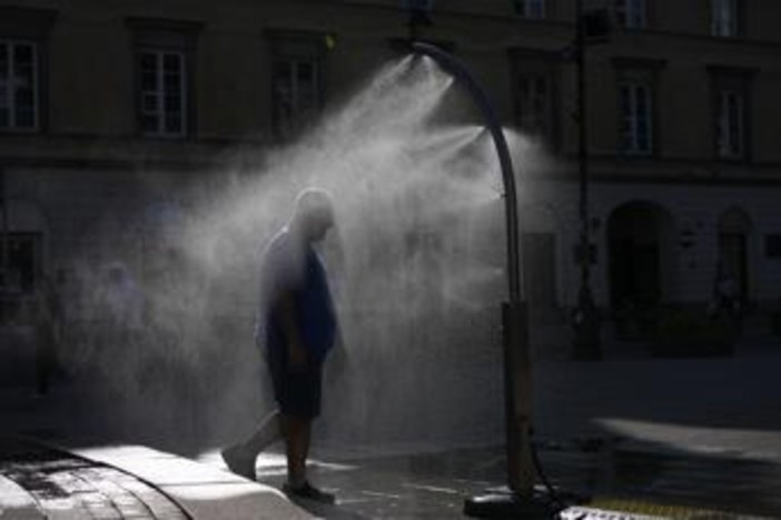 Dal caldo estremo a temporali e rischio downburst, le previsioni meteo Dal caldo estremo a temporali e rischio downburst, le previsioni meteo