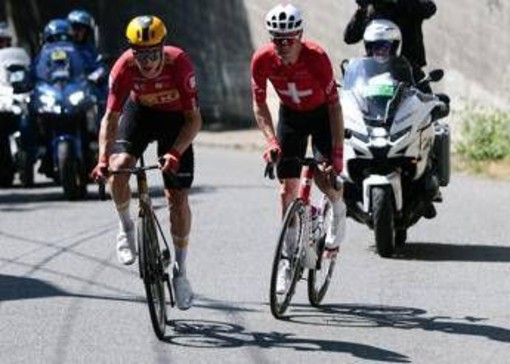 Tour de France, Abrahamsen vince in volata a Tolosa. Healy resta maglia giallo