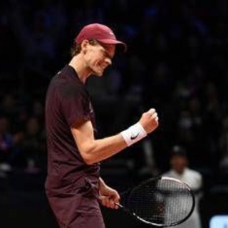 Sinner, inizio sul velluto a Melbourne: vince due set, poi Gaston si ritira Sinner, inizio sul velluto a Melbourne: vince due set, poi Gaston si ritira