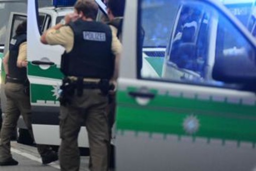 Germania, isolato aeroporto di Norimberga: presunto avvistamento di droni Germania, isolato aeroporto di Norimberga: presunto avvistamento di droni