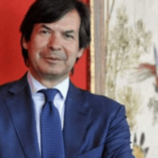 La mossa di Intesa SanPaolo, Unicredit e Generali: è iniziata la partita decisiva