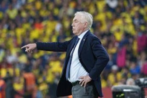 Ancelotti, ecco il primo gol da ct del Brasile. E parte la festa - Video Ancelotti, ecco il primo gol da ct del Brasile. E parte la festa - Video