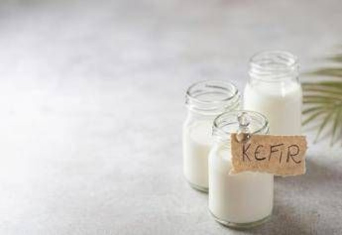 Kefir superfood o moda del momento? Bassetti: "Ecco cosa dice davvero la scienza" Kefir superfood o moda del momento? Bassetti: "Ecco cosa dice davvero la scienza"