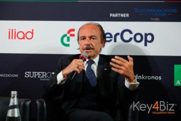 Pnrr, Butti: "Oltre 13mila Pa in cloud (75%), centrati obiettivi Ue" Pnrr, Butti: "Oltre 13mila Pa in cloud (75%), centrati obiettivi Ue"