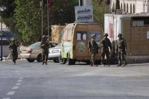 Blitz Idf in Cisgiordania: "Azione antiterrorismo a Hebron". Almeno 15 palestinesi arrestati Blitz Idf in Cisgiordania: "Azione antiterrorismo a Hebron". Almeno 15 palestinesi arrestati