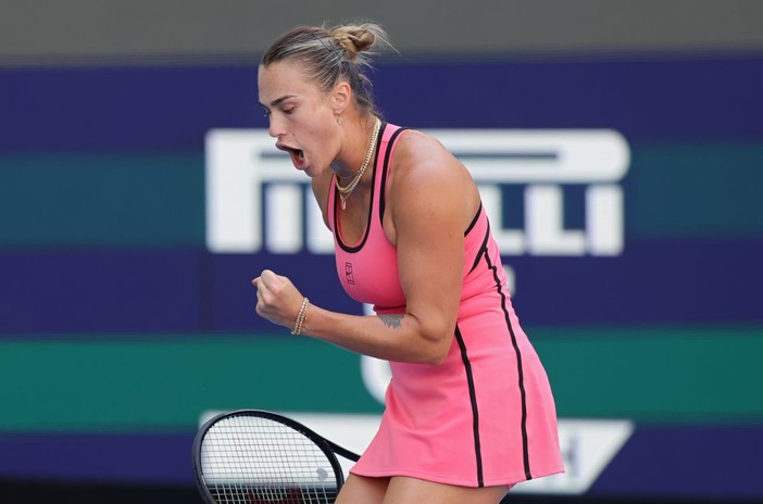 Aryna Sabalenka trionfa a Miami, Gauff sconfitta 2-1 in finale