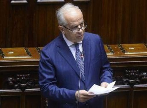 Scontri Askatasuna, Piantedosi: "Dinamiche terroristiche, evitati danni ben più gravi" Scontri Askatasuna, Piantedosi: "Dinamiche terroristiche, evitati danni ben più gravi"