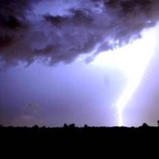 Cicloni sull'Italia e piogge intense, drastico cambiamento meteo: le previsioni Cicloni sull'Italia e piogge intense, drastico cambiamento meteo: le previsioni