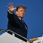 Ucraina, Musk riaccende Starlink: ordine di Trump. Europa cerca un negoziatore per trattare con Putin