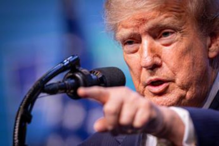 Washington Post, Trump valuta raid contro gruppo jihadista legato ad al-Qaeda in Mali Washington Post, Trump valuta raid contro gruppo jihadista legato ad al-Qaeda in Mali