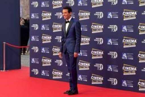 David di Donatello 2025, la diretta della serata condotta da Mika ed Elena Sofia Ricci