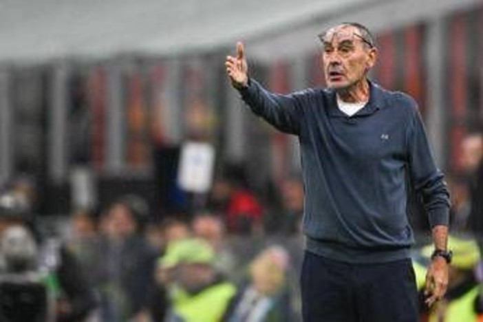 Sarri contro Chiffi: “Ho scoperto che c’è chi può mandare affanc...l’arbitro” Sarri contro Chiffi: “Ho scoperto che c’è chi può mandare affanc...l’arbitro”