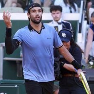 Roland Garros, Berrettini perplesso nel match contro Arnaldi: cos'è successo con l'arbitro