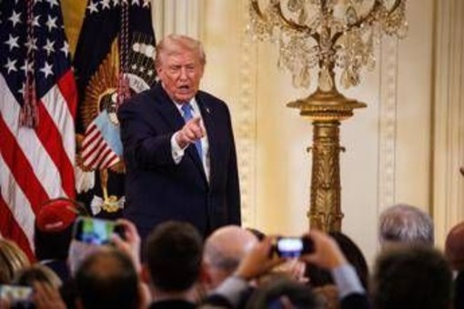 Venezuela, Trump avverte Maduro: "Non escludo conflitto militare" Venezuela, Trump avverte Maduro: "Non escludo conflitto militare"