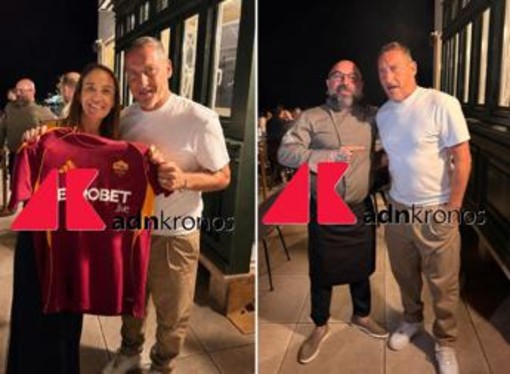 Totti conquista anche Malta, a cena nella Steak House 'Era Ora' tra tifosi e palleggi