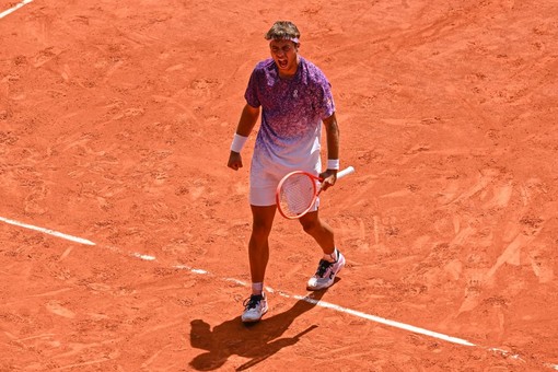 Cobolli in semifinale al Roland Garros, l’Italia avrà un finalista a Parigi Cobolli in semifinale al Roland Garros, l’Italia avrà un finalista a Parigi