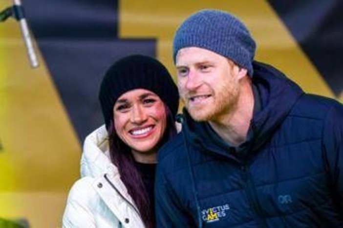 Flop Sussex-Netflix, Buckingham trema: in arrivo nuovo libro di Harry? Flop Sussex-Netflix, Buckingham trema: in arrivo nuovo libro di Harry?