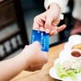Paghi con la carta in vacanza? 10 consigli per usarla riducendo rischi e costi Paghi con la carta in vacanza? 10 consigli per usarla riducendo rischi e costi