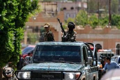 Medioriente, Houthi: "Abbattuto caccia saudita". L'ambasciata Usa in Arabia: "Americani non vengano qui, rischio droni e attacchi" Medioriente, Houthi: "Abbattuto caccia saudita". L'ambasciata Usa in Arabia: "Americani non vengano qui, rischio droni e attacchi"