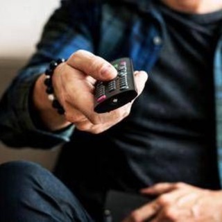 Ascolti tv, 'Un futuro aprile' su Rai1 vince prime time