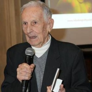 Sei regole per vivere a lungo, la ricetta di Garattini Sei regole per vivere a lungo, la ricetta di Garattini